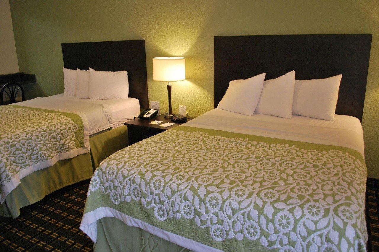 Hotel Clarion Pointe à Jasper Extérieur photo