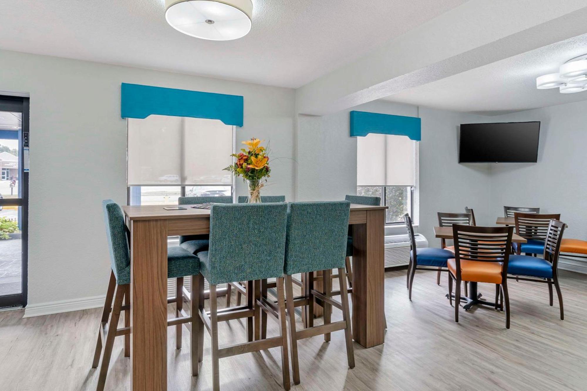 Hotel Clarion Pointe à Jasper Extérieur photo